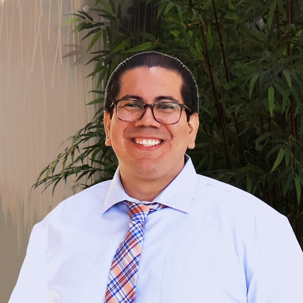 Mauricio Henriquez headshot